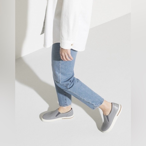 Birkenstock Oswego Grey Slip-On Leather Shoes sz 9.5 - Picture 2 of 11